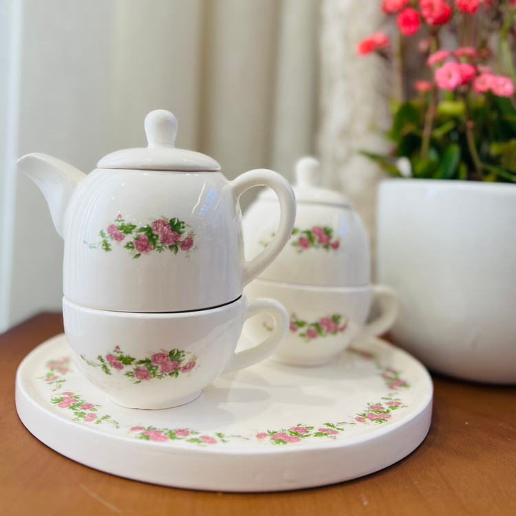 سرویس چایخوری دو نفره طرح گل سرخی(پس کرایه)