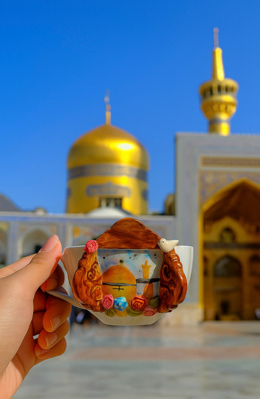 فنجان سرامیکی دستساز طرح گنبد حرم امام رضا (ع) | هدیه مذهبی و خاص(پس کرایه)